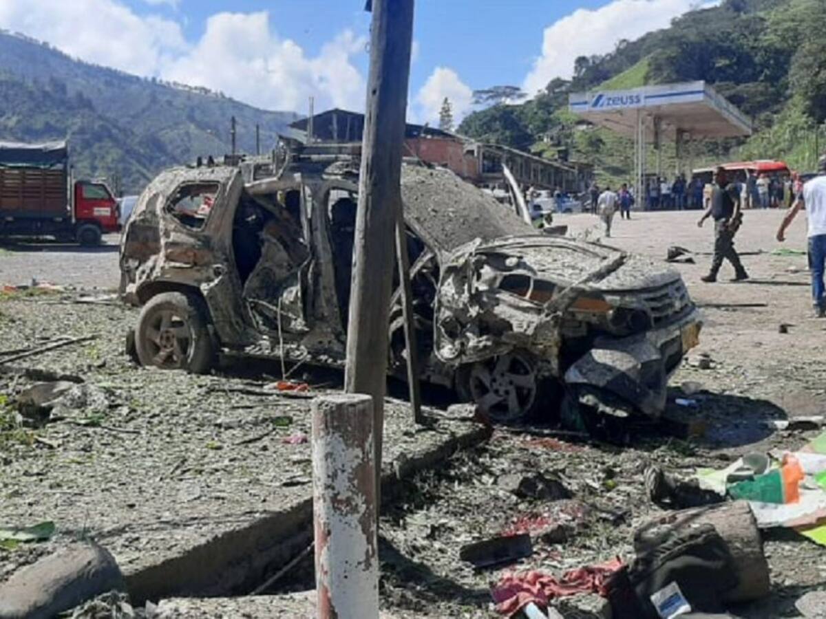 Atacan con explosivos un puesto de control de la Policía en Cañasgordas