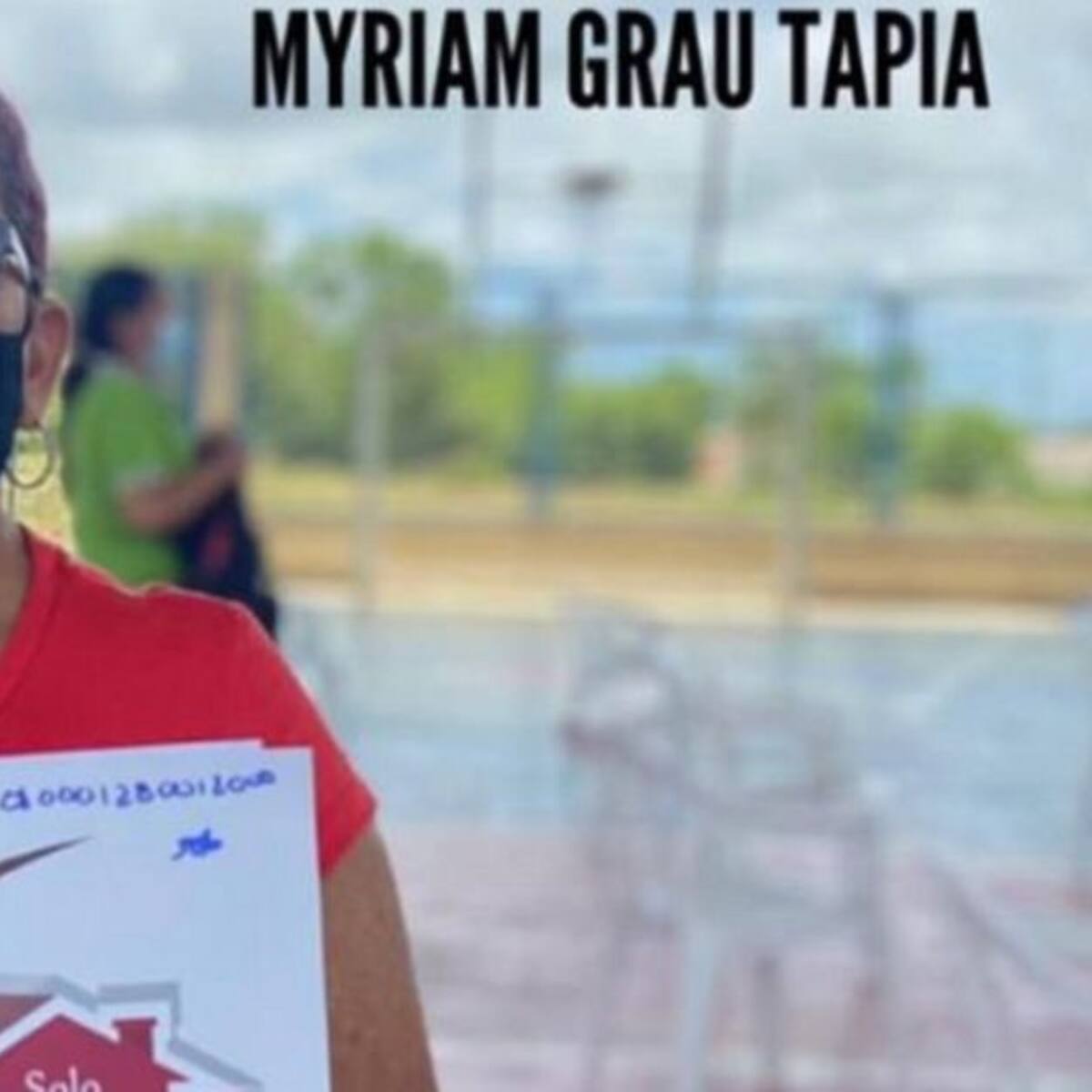 100 mujeres de Santa Ana, Magdalena reciben títulos de propiedad