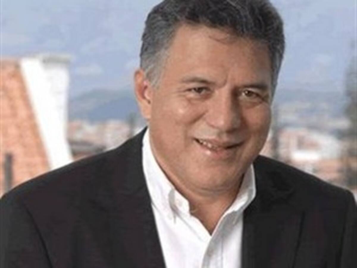 Periodistas piden explicaciones por contratos del coliseo 'El Bicentenario' al alcalde de Bucaramanga