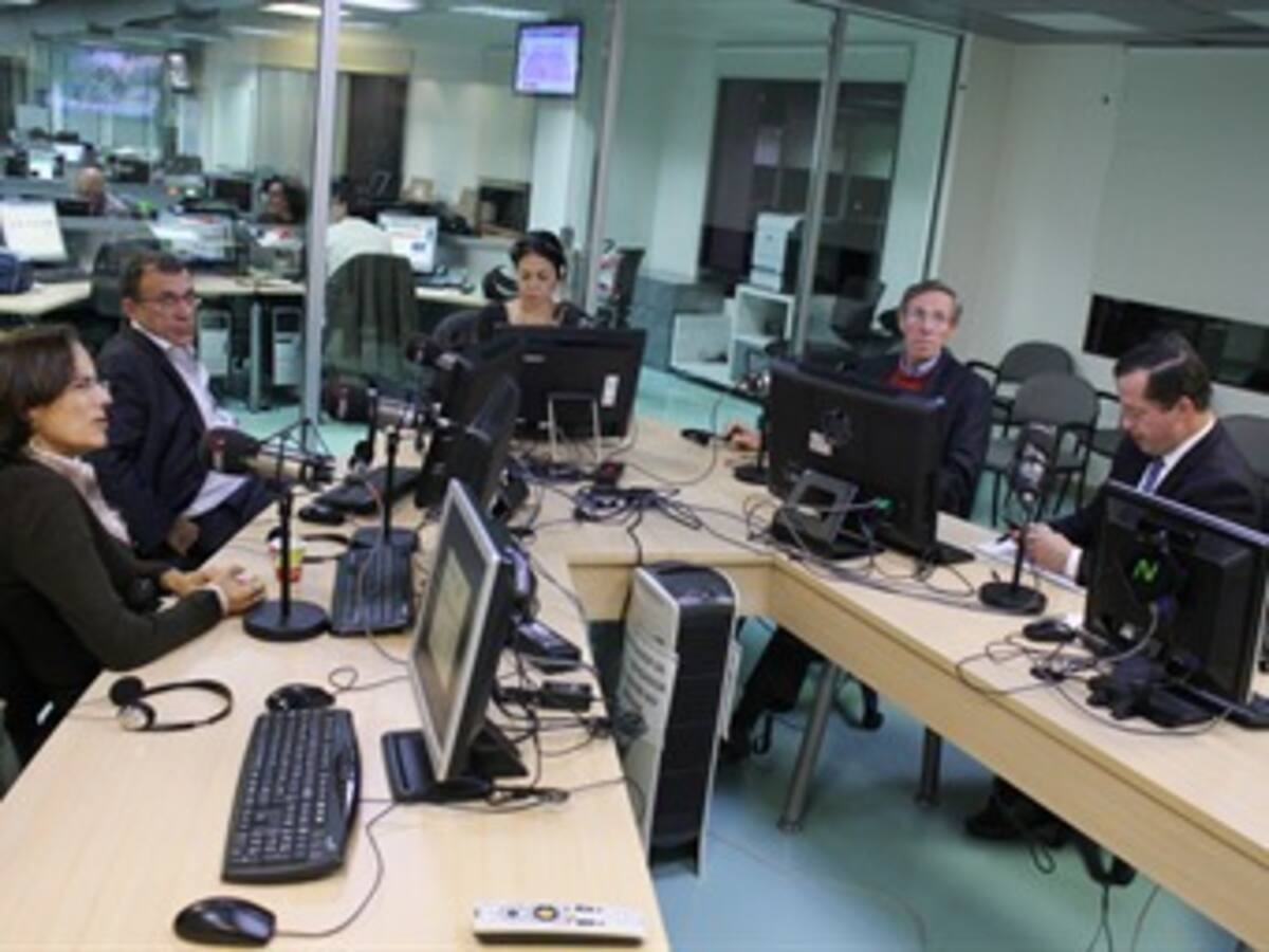 "Se requiere buscar un consenso nacional sobre la paz": Antonio Navarro