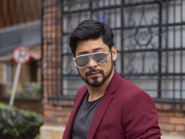 Lowe León: “El irreverente musical”