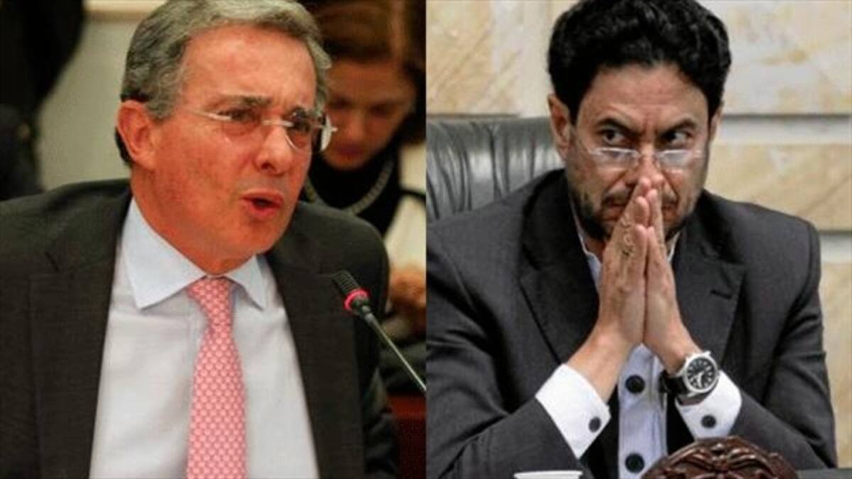 Uribe entregó correos a la Procuraduría que vincularían a Cepeda con Farc
