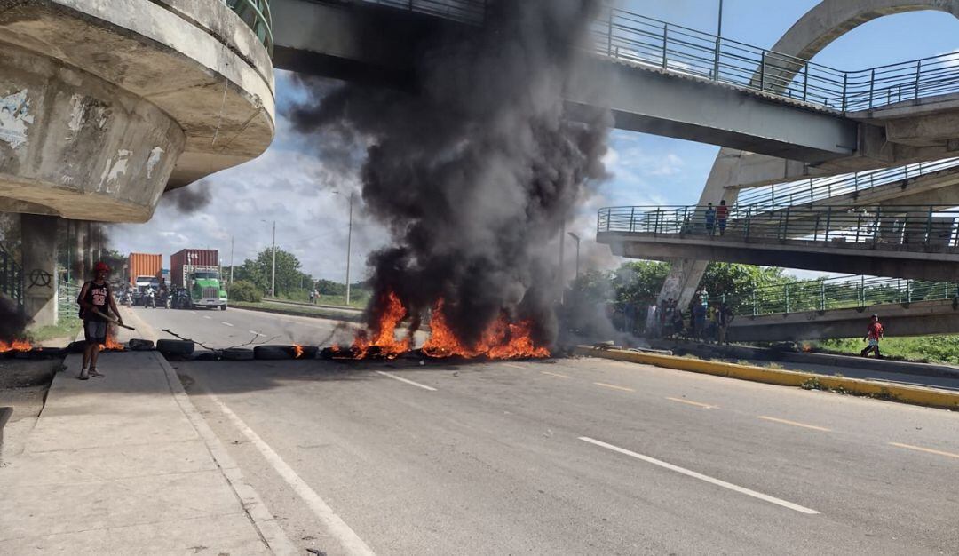 Al menos en tres puntos sobre la Troncal de Occidente se registraron taponamientos
