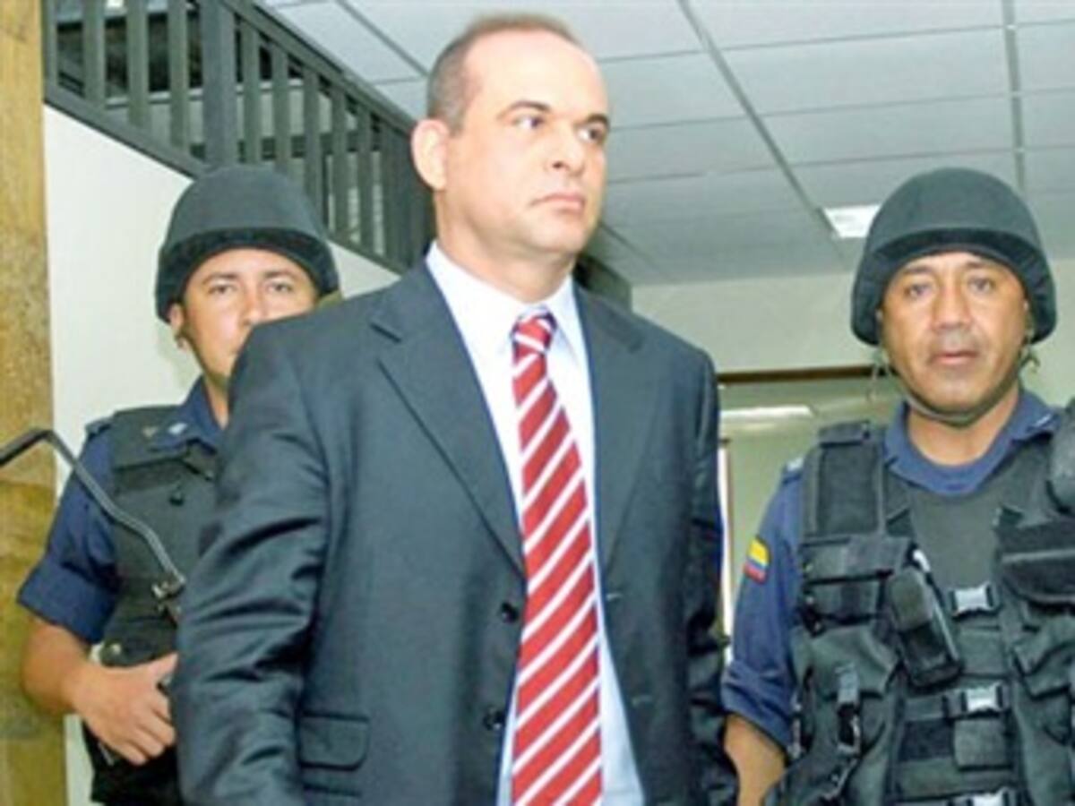 La fiscalía ocupa finca del papá de Mancuso en Montería