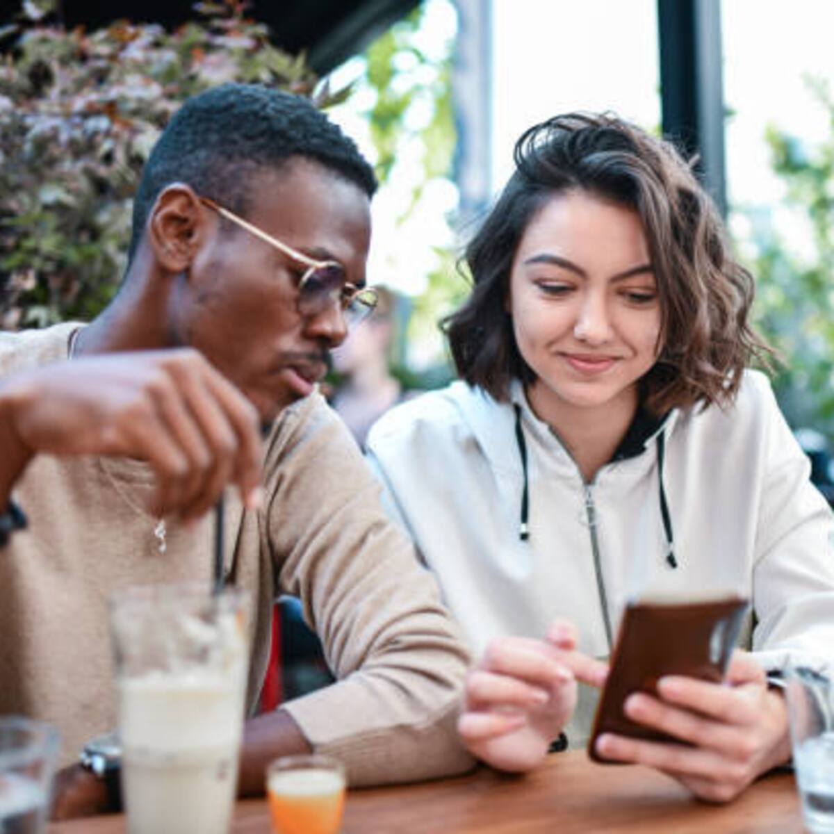 Enviar dinero en segundos: así funcionan las transferencias con Bre-B