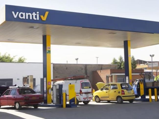 Baja venta de gas vehicular en Santander