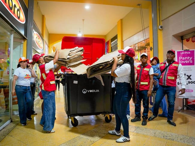 Reciclatón y Flashmob en el Centro Comercial Paseo de la Castellana