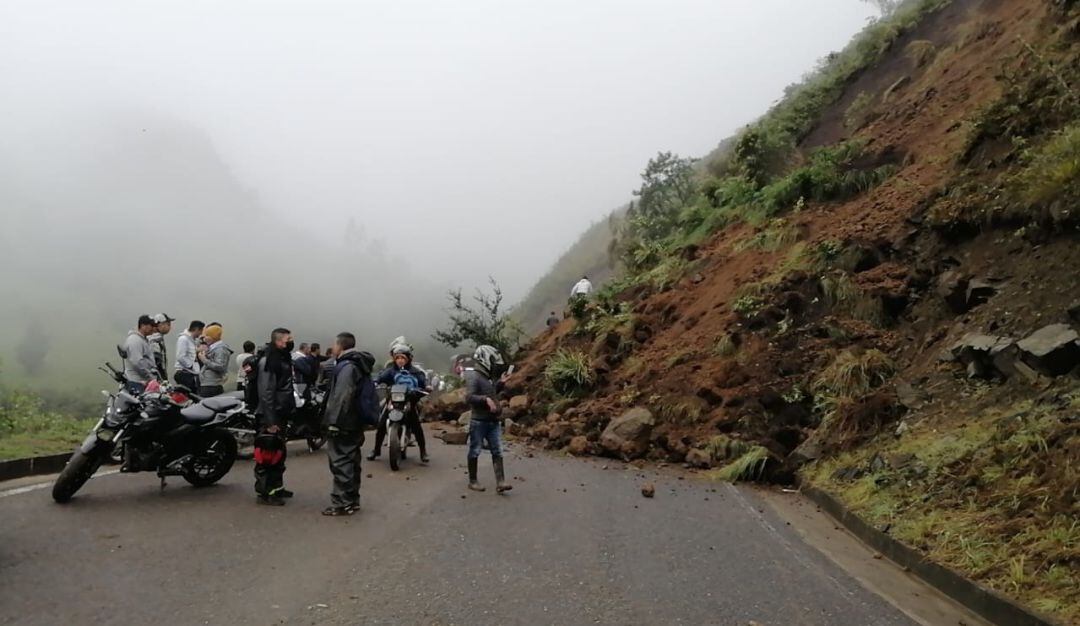 Deslizamiento en la vía Túquerres Samaniego