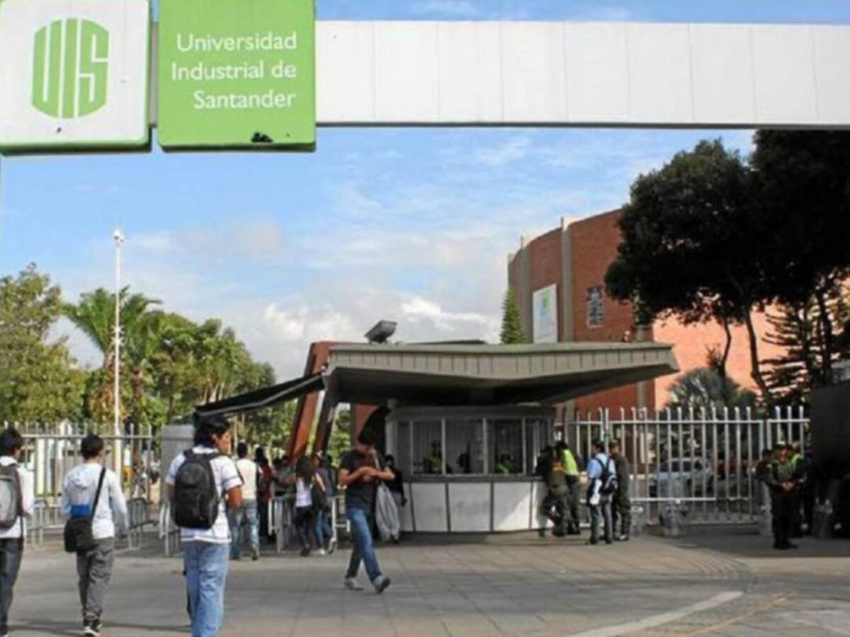 No despegaron posgrados de medicina por falta de registro calificado