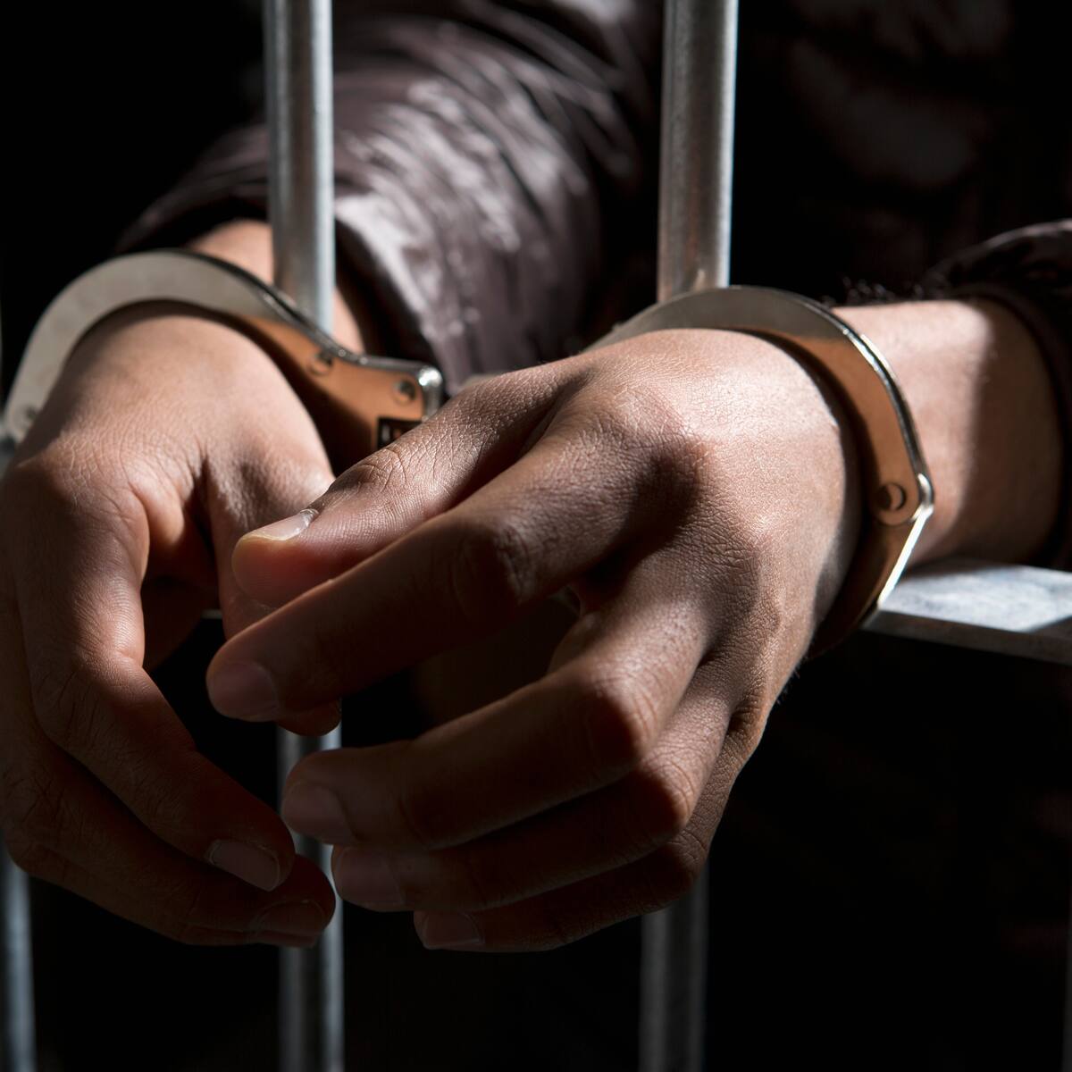 Según la Fiscalía, un hombre se hizo pasar por mujer para abusar de una menor en Medellín