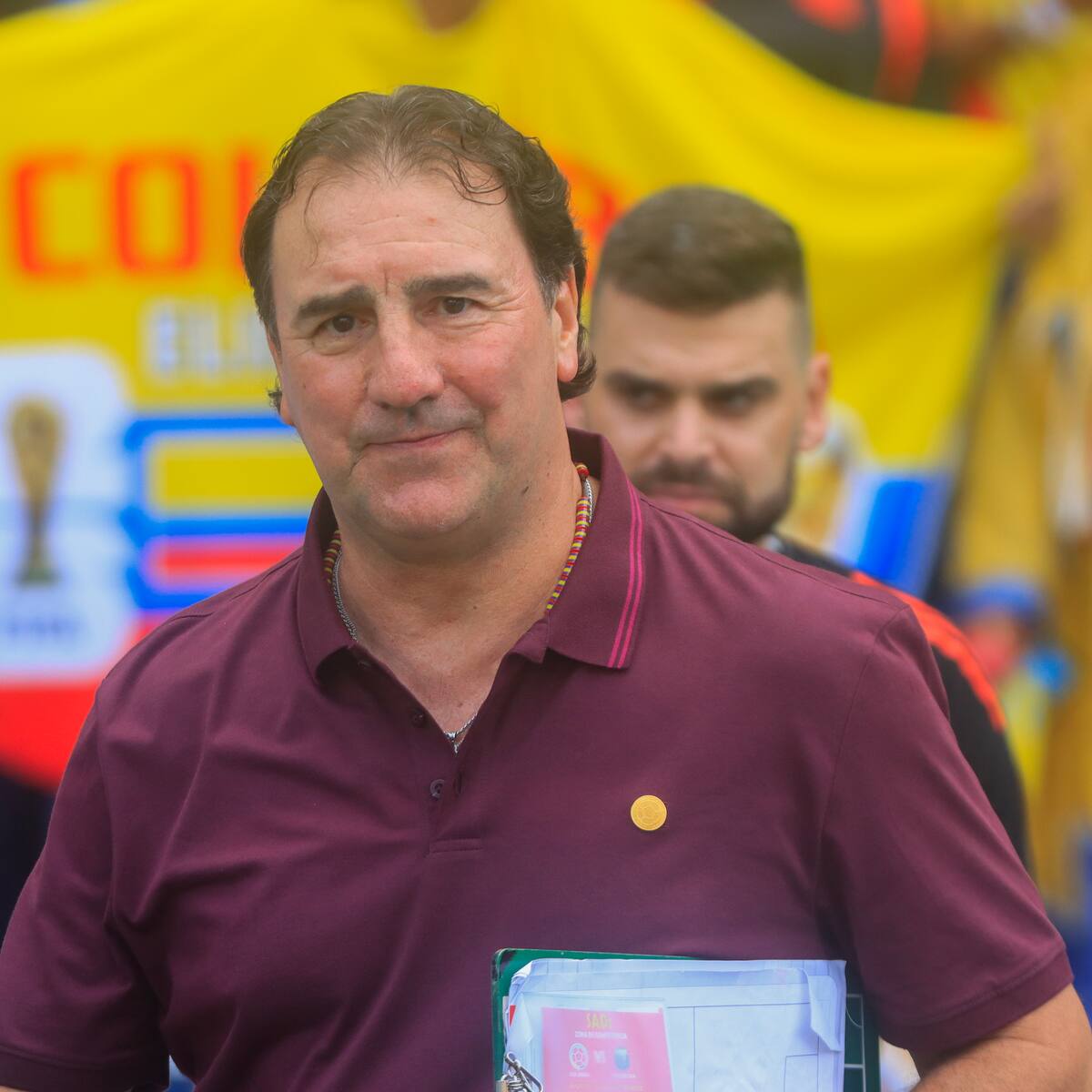 Néstor Lorenzo le responde a los argentinos que se quejan del penalti dado a Colombia