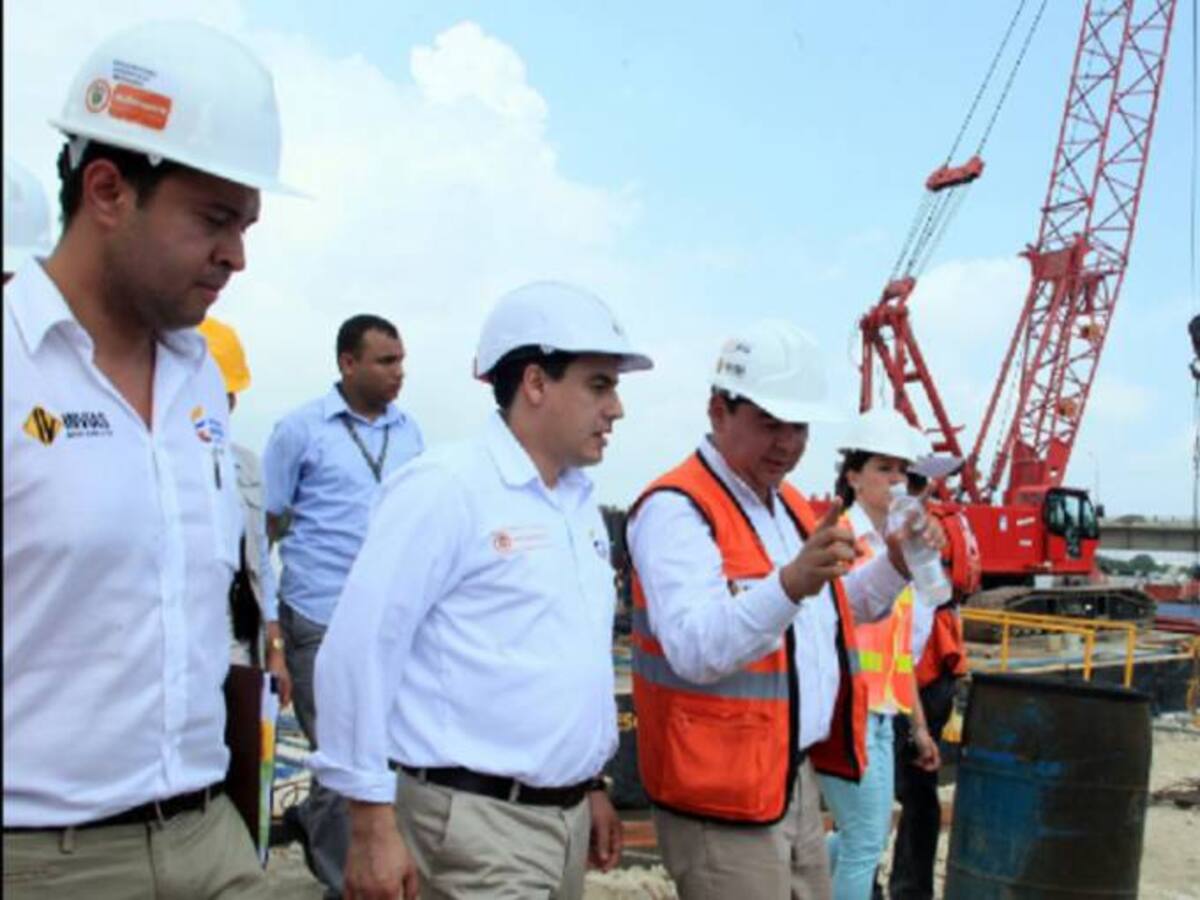 Mintransporte desconoce a Uber como empresa de servicio