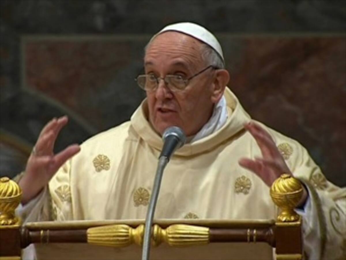 El Papa conoce, aprueba y bendice oficios de la iglesia en proceso de paz