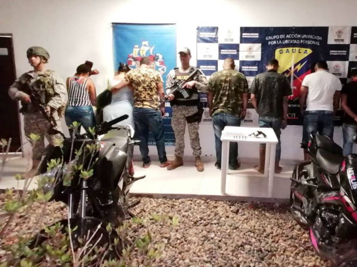 Armada y Policía capturan a siete integrantes del Clan del Golfo en Bolívar