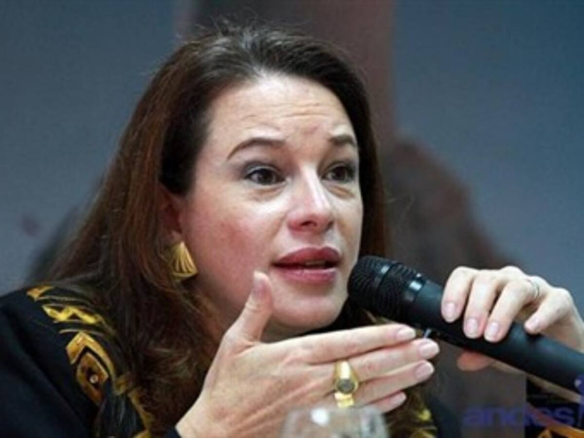 Colombia y Ecuador trabajan conjuntamente por acabar con pasos ilegales en la frontera