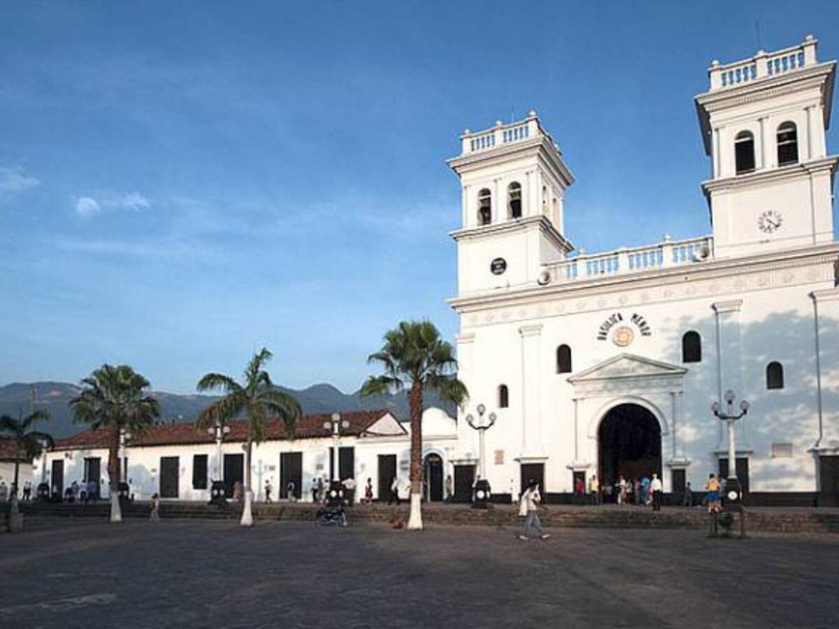 Apagón afecta al 70% de Girón