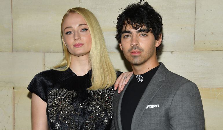 Joe Jonas y Sophie Turner sellaron su amor con un tatuaje