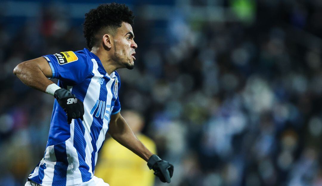 Luis Díaz festeja su gol número 13 con el Porto en la Primeira Liga.