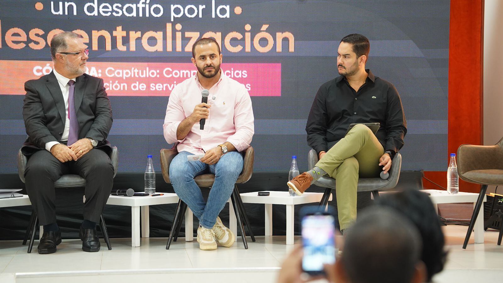 Ruta Regiones Descentralización: Carlos Gabas, ex ministro de Brasil; el gobernador Erasmo Zuleta, y Jesús Pérez, gerente de la RAP Caribe.