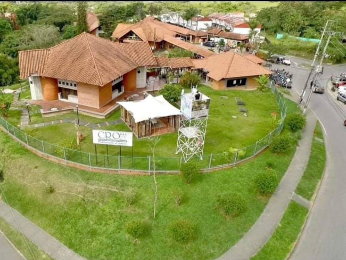 Sigue en el limbo elección de director de la CRQ, Quindío, entre protestas y aplazamientos