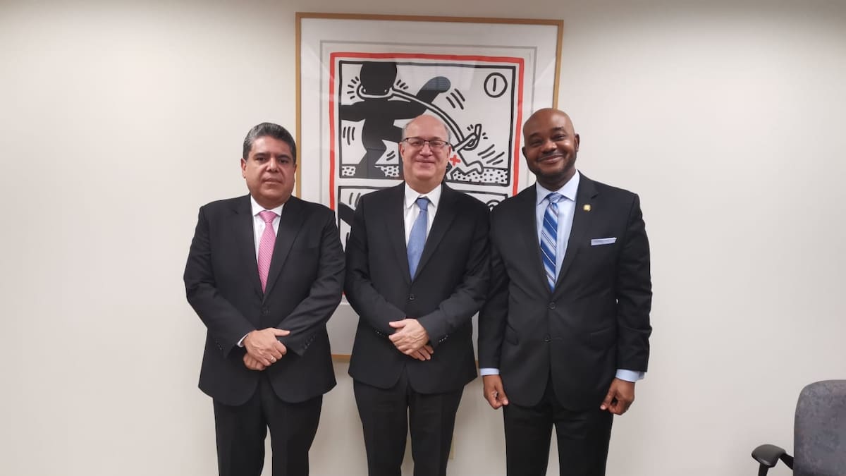 ¿Qué hace el Contralor General de Colombia en Washington DC?