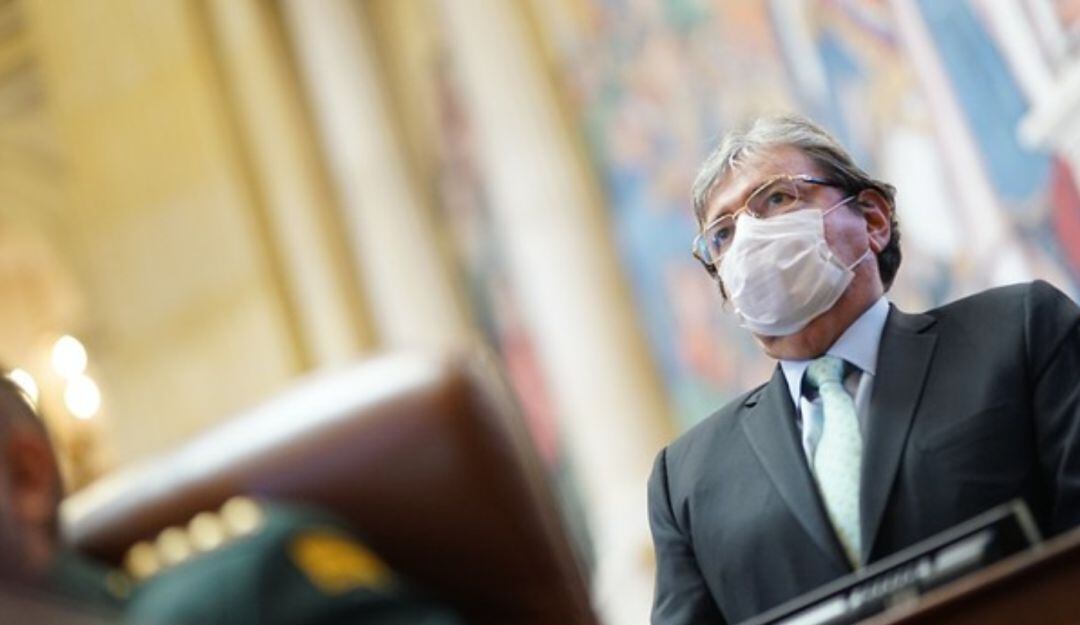 Carlos Holmes Trujillo. 