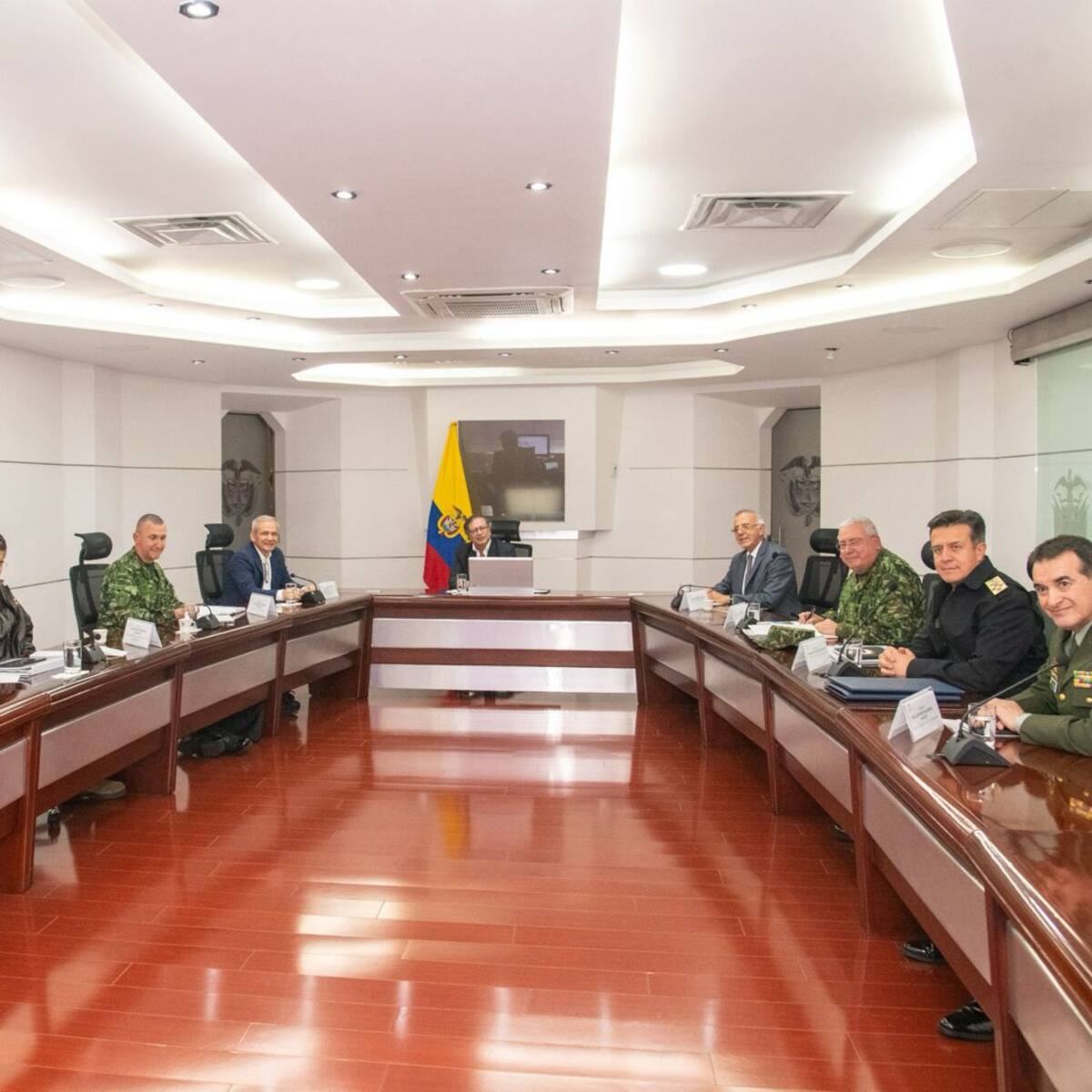 Petro adelanta consejo de seguridad luego de situación en Palacio de Justicia