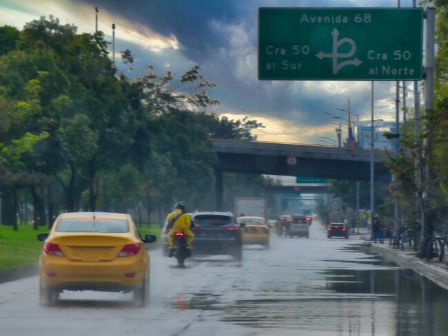 Imagen de referencia de lluvias en Bogotá. Foto: Getty Images.