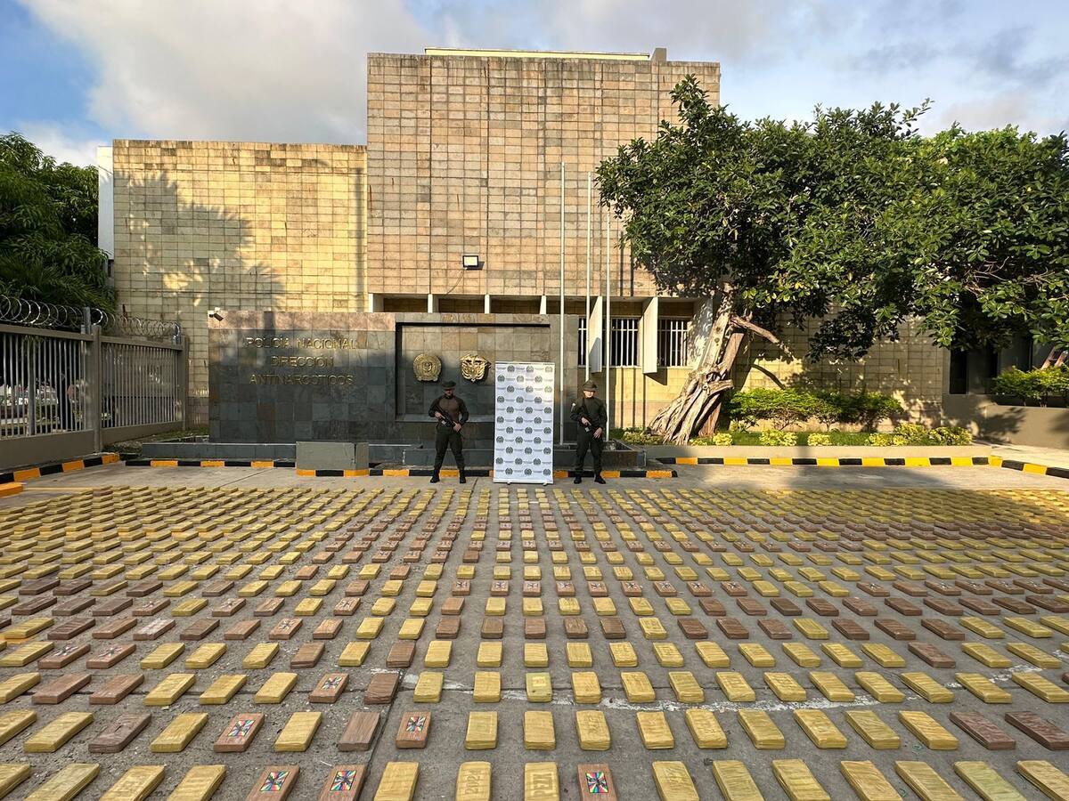 En Cartagena policía incautó más de una tonelada de droga con destino a México