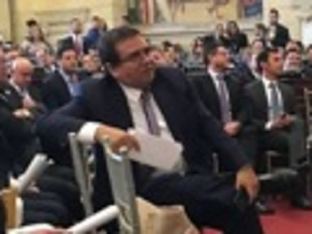 ¿Qué opina de la bajada de pantalones de Antanas Mockus en el Congreso?