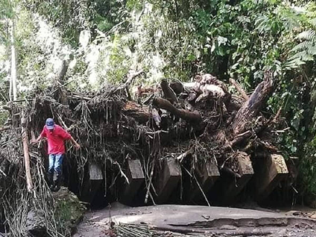 Poco a poco se va restableciendo el servicio de agua en Villamaría, Caldas