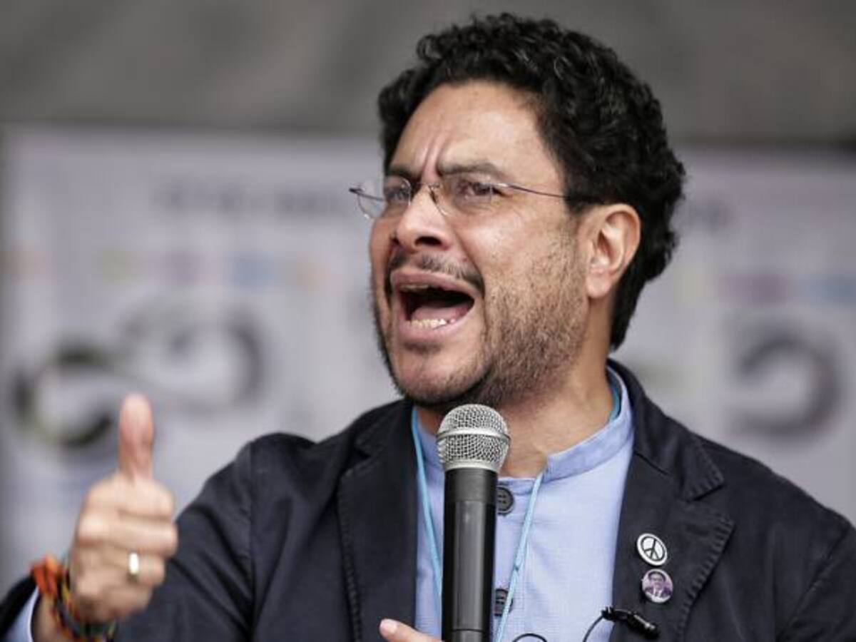 Espero que se dé una alianza De la Calle, Fajardo y Petro: Iván Cepeda