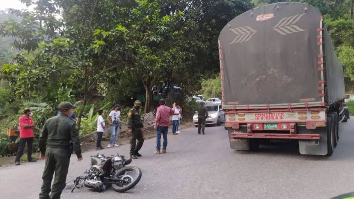 8 heridos y un muerto en accidentes de tránsito en Santander