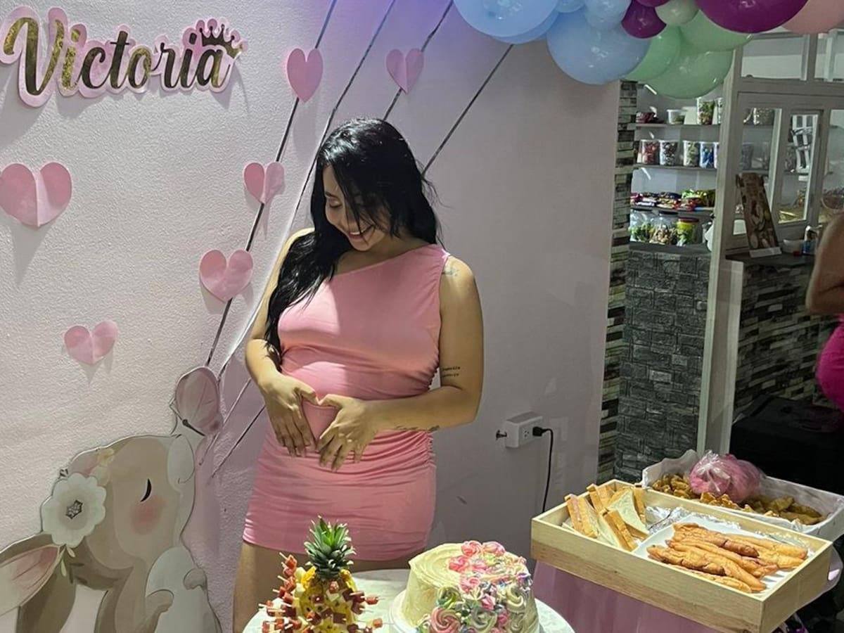 ¡Salió de su baby shower y fue golpeada! Una mujer lucha en la UCI por salvar a su bebé