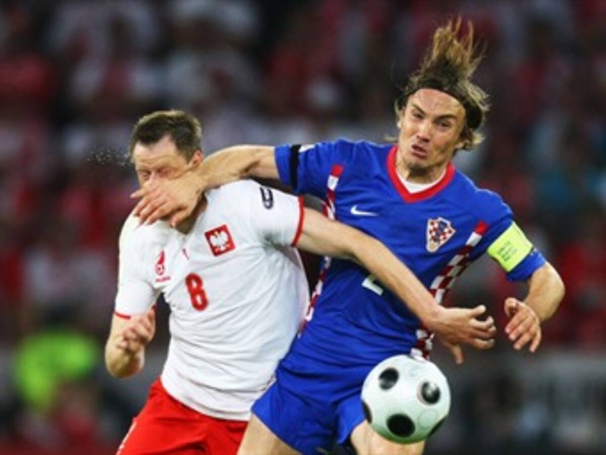 UEFA reconocerá a los jugadores que lleguen a los 100 partidos internacionales