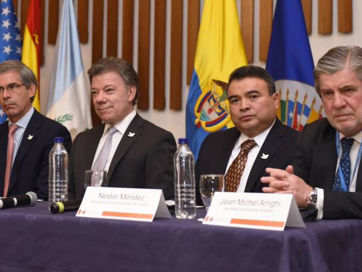 No hay persecución judicial a la oposición: Santos