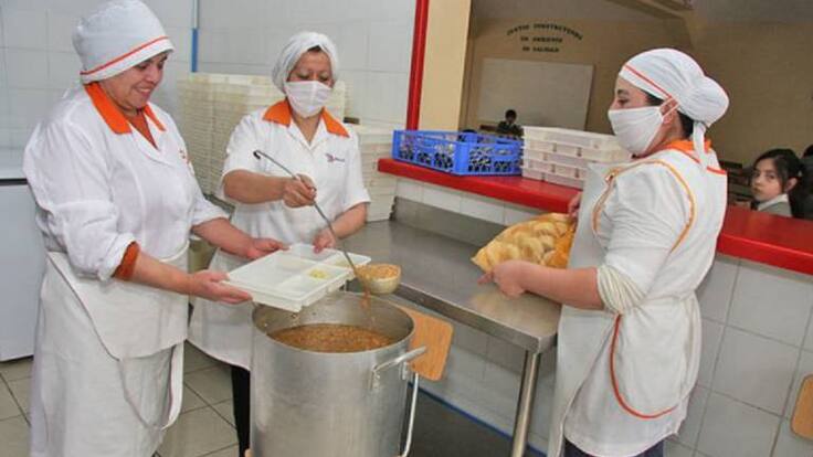 Denuncian incumplimiento del contrato a las manipuladoras del PAE en Armenia