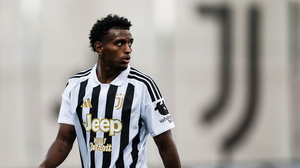 Juan David Cabal dejaría la Juventus por la llegada de otro colombiano