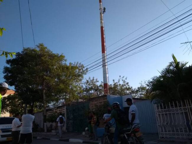 Comunidad logra el retiro de una antena de comunicaciones en Cartagena