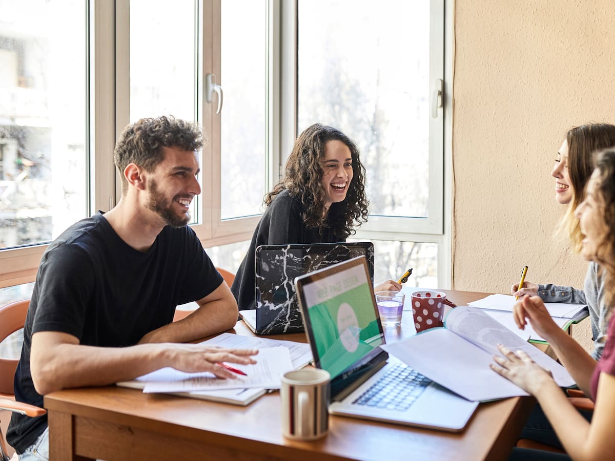 OEI lanza becas doctorales para colombianos en el exterior: link y requisitos para aplicar