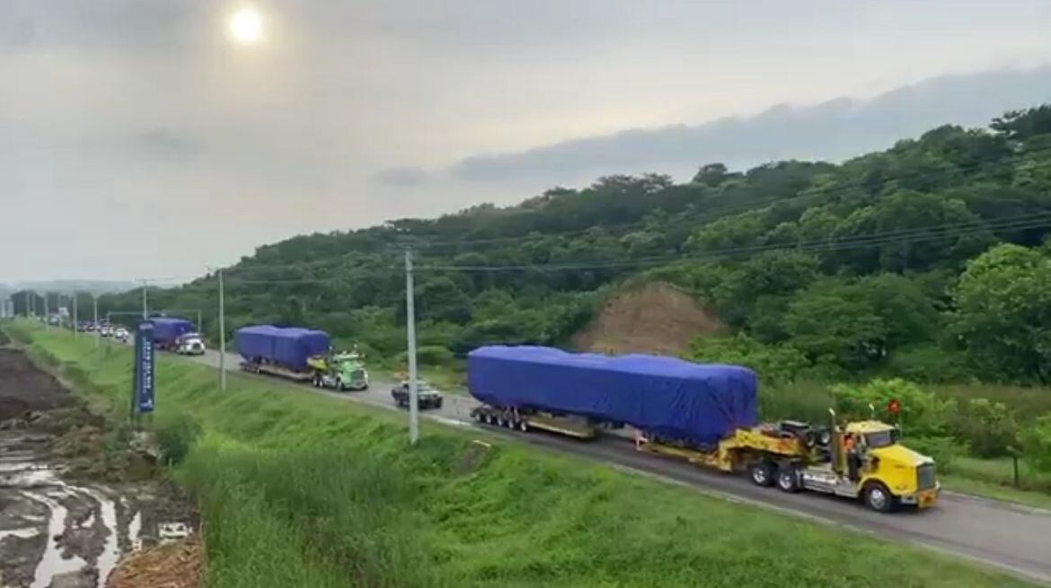 Salió desde Cartagena el primer tren del Metro de Bogotá. Cortesía: Redes sociales gerente de la empresa Metro, Leonidas Narváez