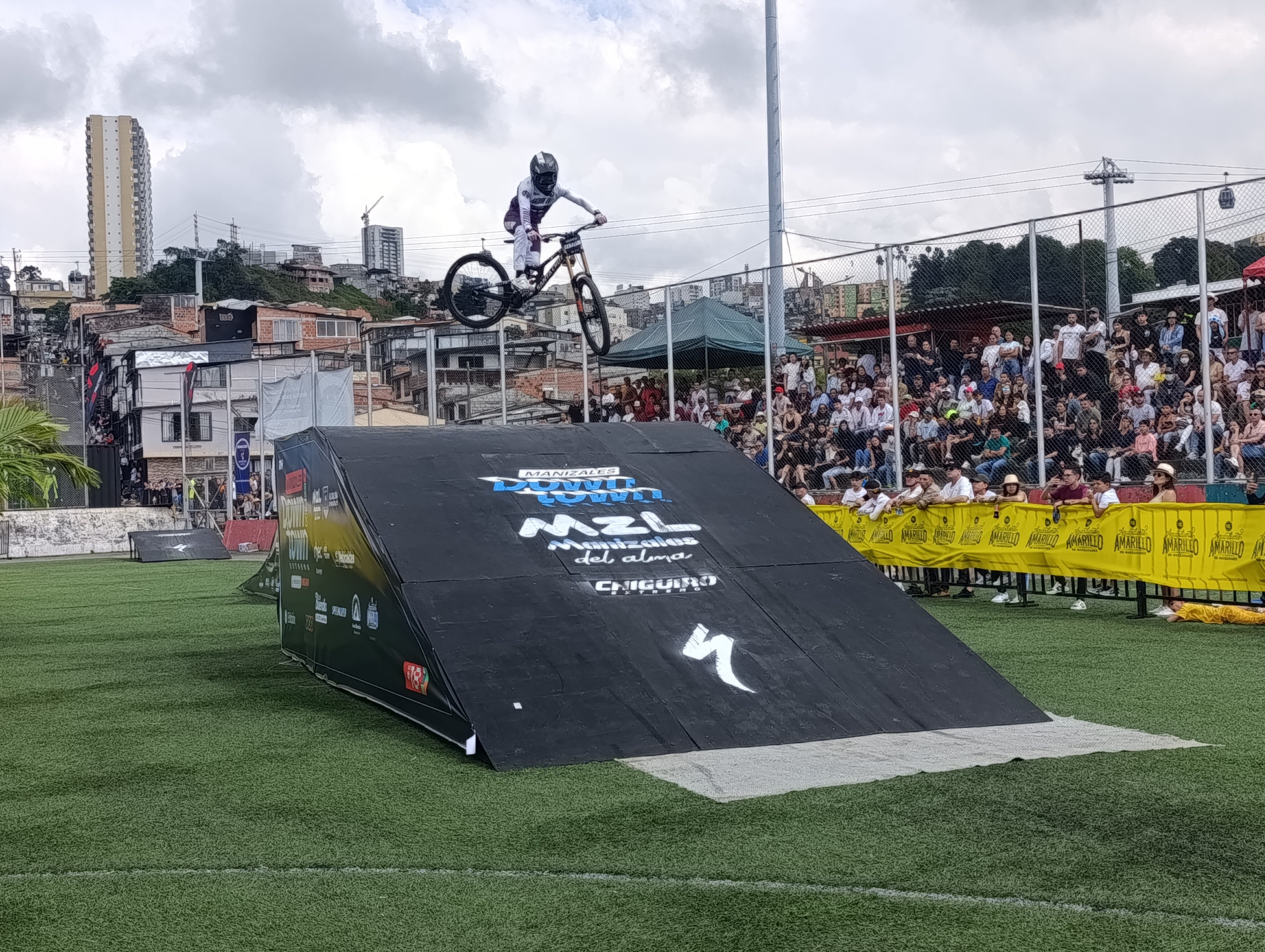 Competencia de Downhill de la Feria de Manizales