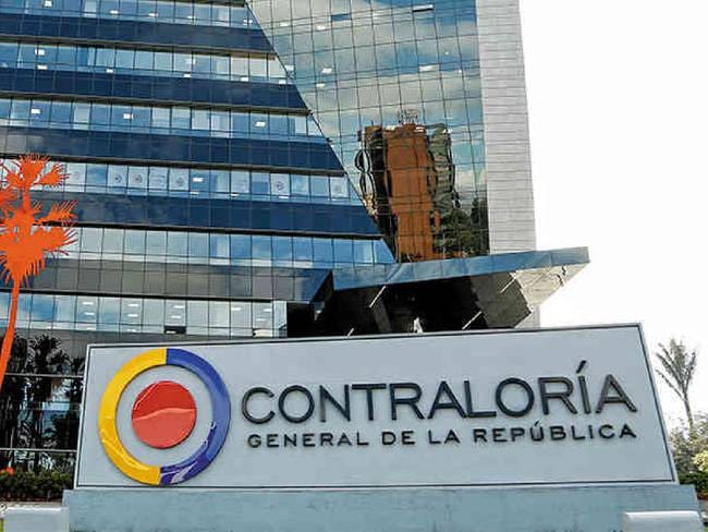 Excongresistas cuestionan proceso de elección del nuevo contralor general