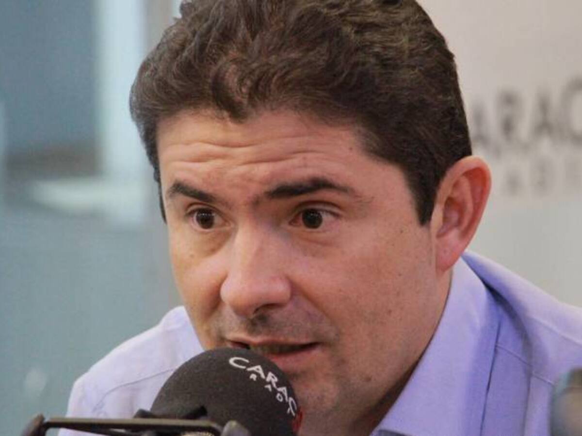 A Cambio Radical no le han notificado sobre salida del Gobierno: Henao