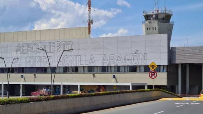 Exigen al gobierno Nacional de lograr la concesión inmediata del aeropuerto, Alfonso Bonilla Aragón que sirve al suroccidente del país.