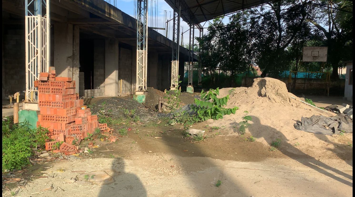 Más de seis años y aún no terminan un colegio en Cali. ¿Un elefante blanco?