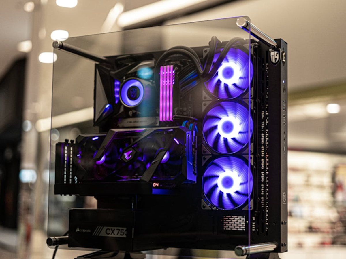 Ventajas de tener una torre gamer frente a un portátil para videojuegos