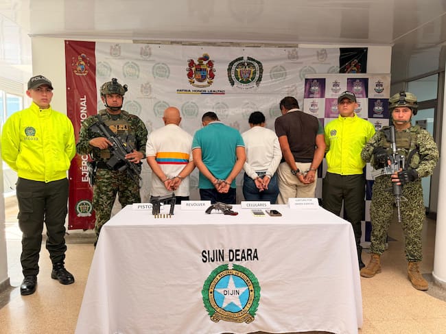 Cinco capturados señalados de integrar red de apoyo al terrorismo del ELN en Arauca