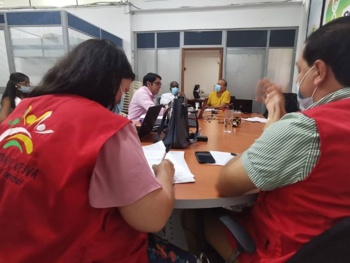 Polémica en proceso de adjudicación del PAE en Neiva