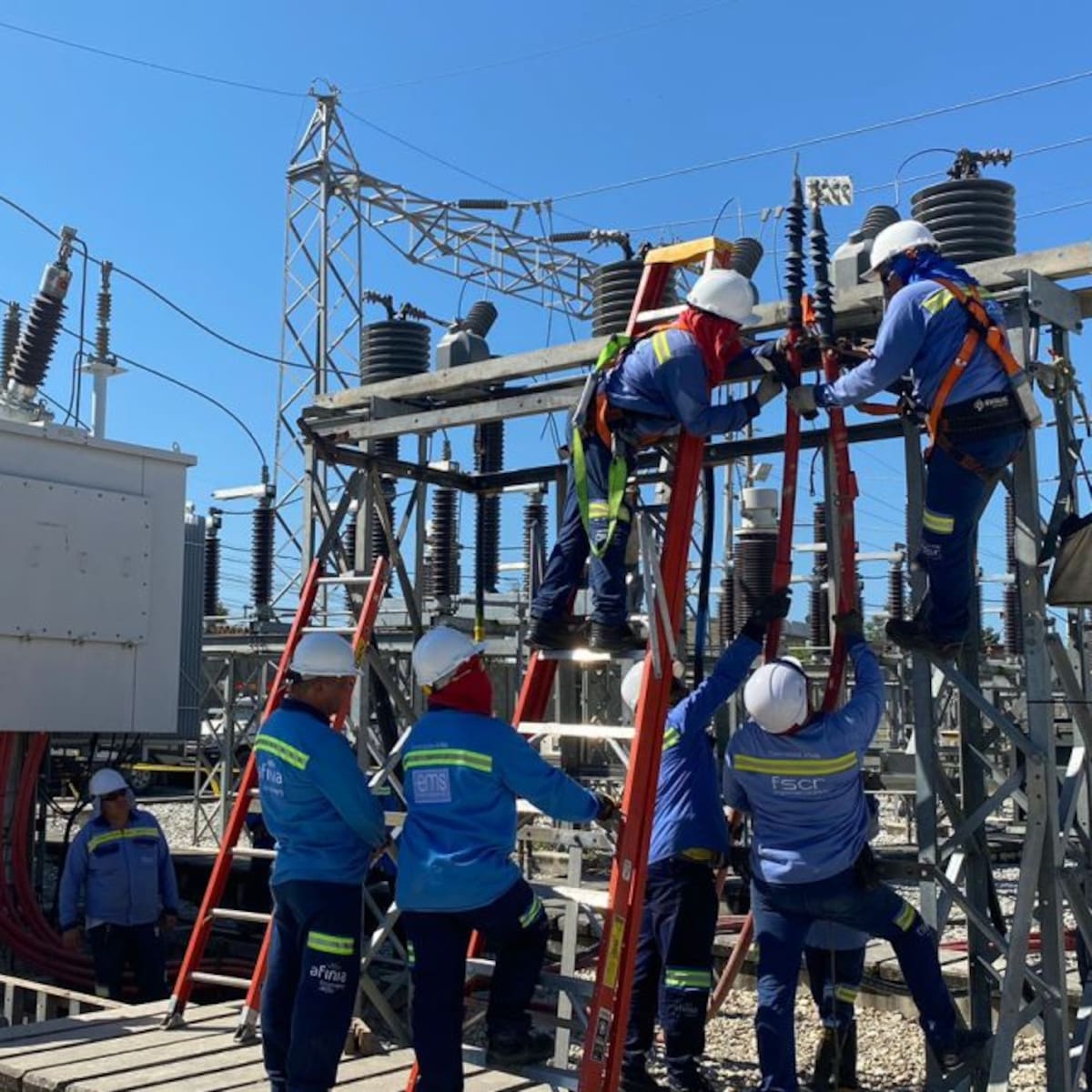 Gran parte de Cartagena sin luz: daño afecta a varias subestaciones de energía